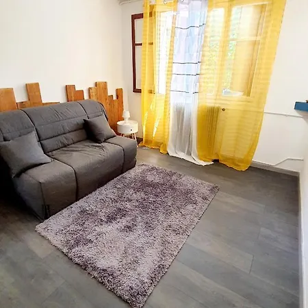 Rez-de-chaussee De Daire
